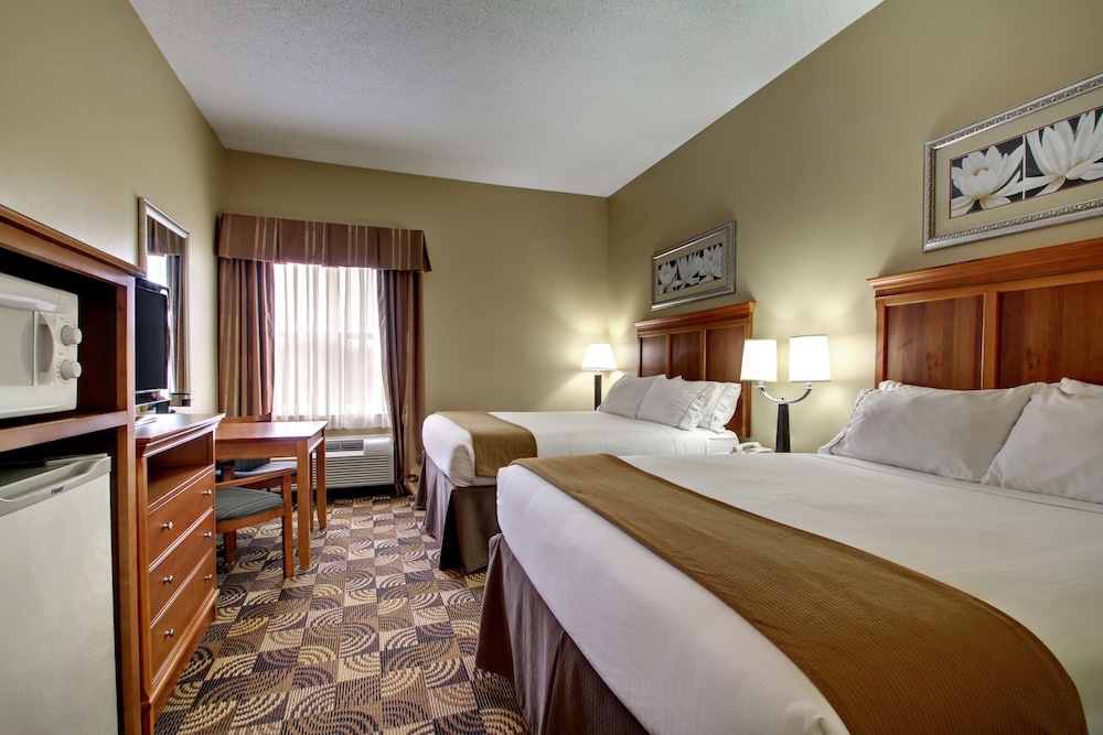Standard Room, 2 Queen Beds (Communications) - Photo 1