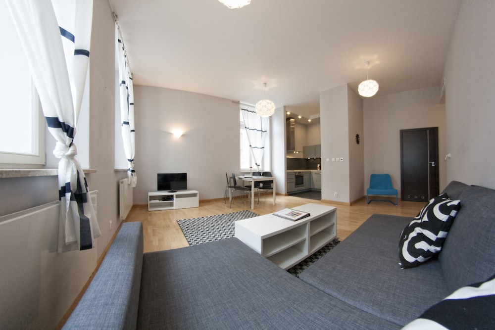 Classic Apartment, 1 Bedroom (for 4 people, Łobzowska Street)