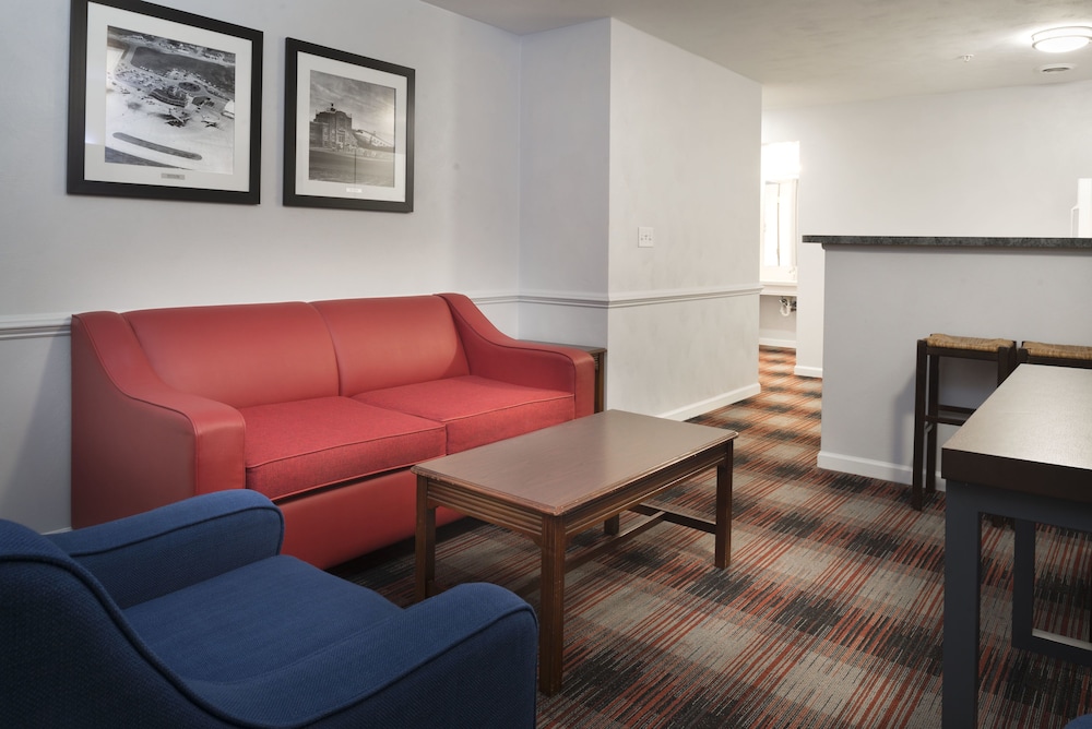 Suite, 2 Bedrooms photo 2