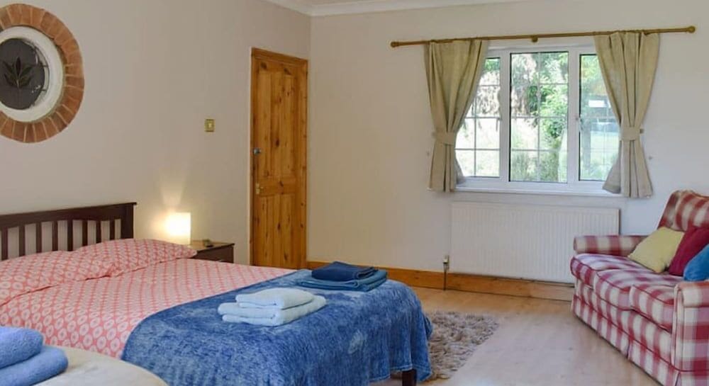 Double Room, Shared Bathroom, Ground Floor (#3) photo 2
