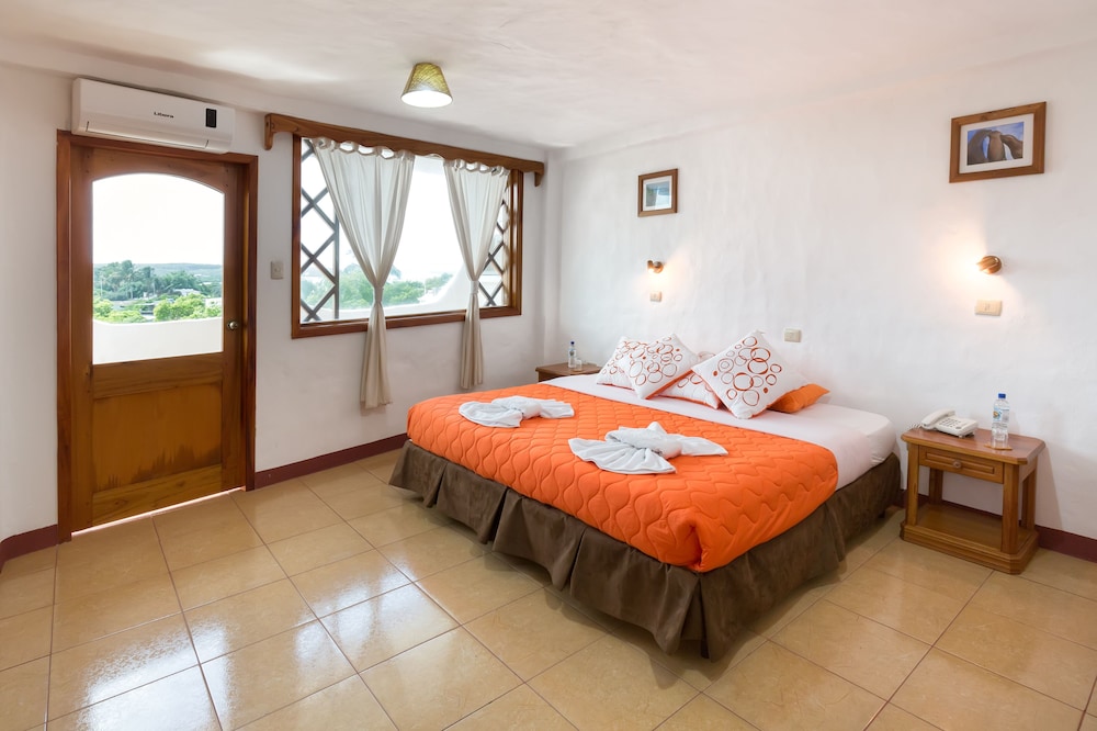 Standard Double or Twin Room photo 3