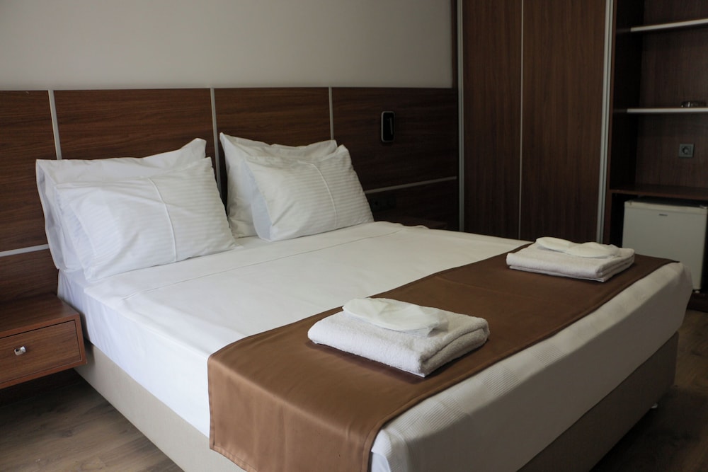 Economy Double Room photo 1
