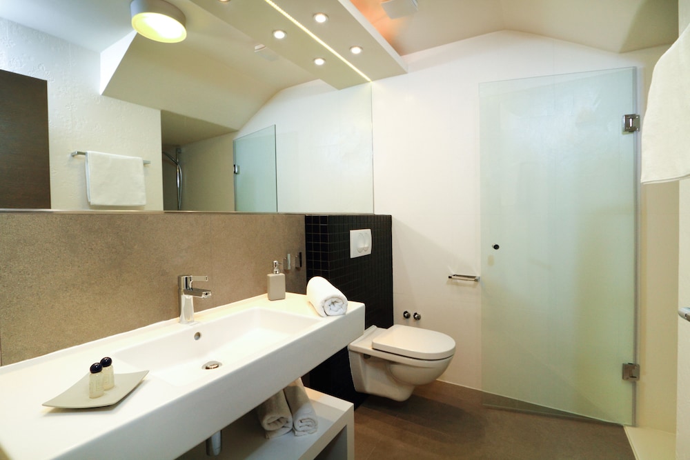 Superior Double Room, Ocean View photo 2