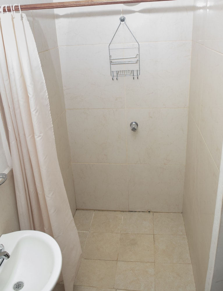 Classic Single Room, 1 Twin Bed, Non Smoking (Only with fan) photo 3