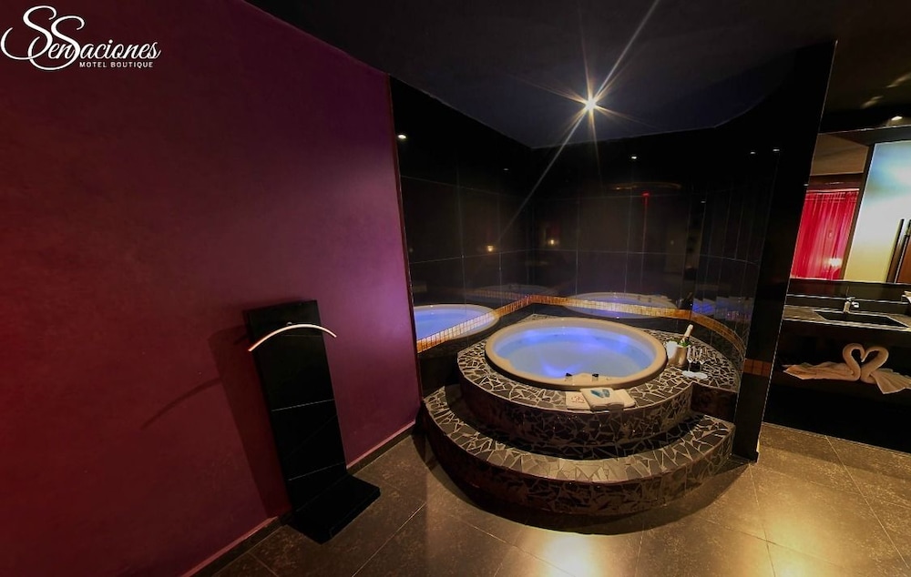Suite Arabe with Round Bed photo 2