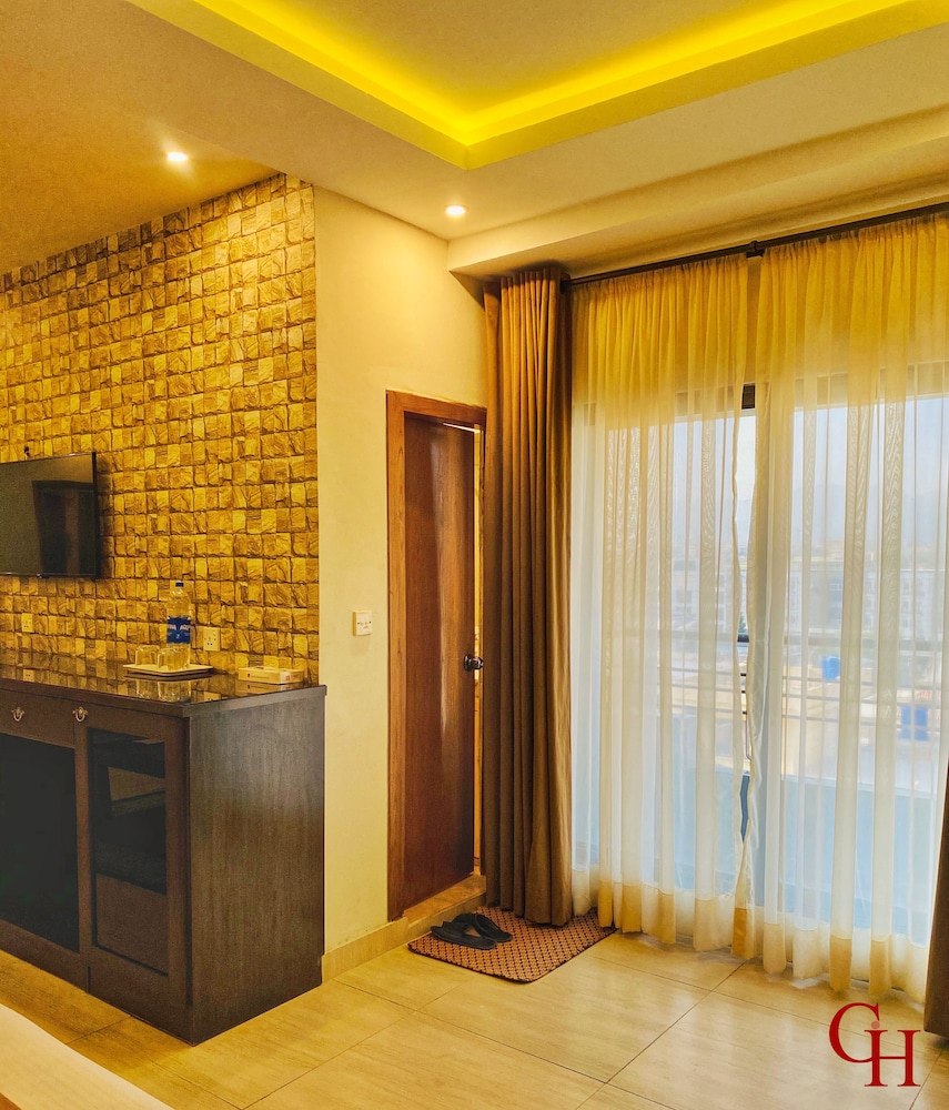 Royal Room photo 1