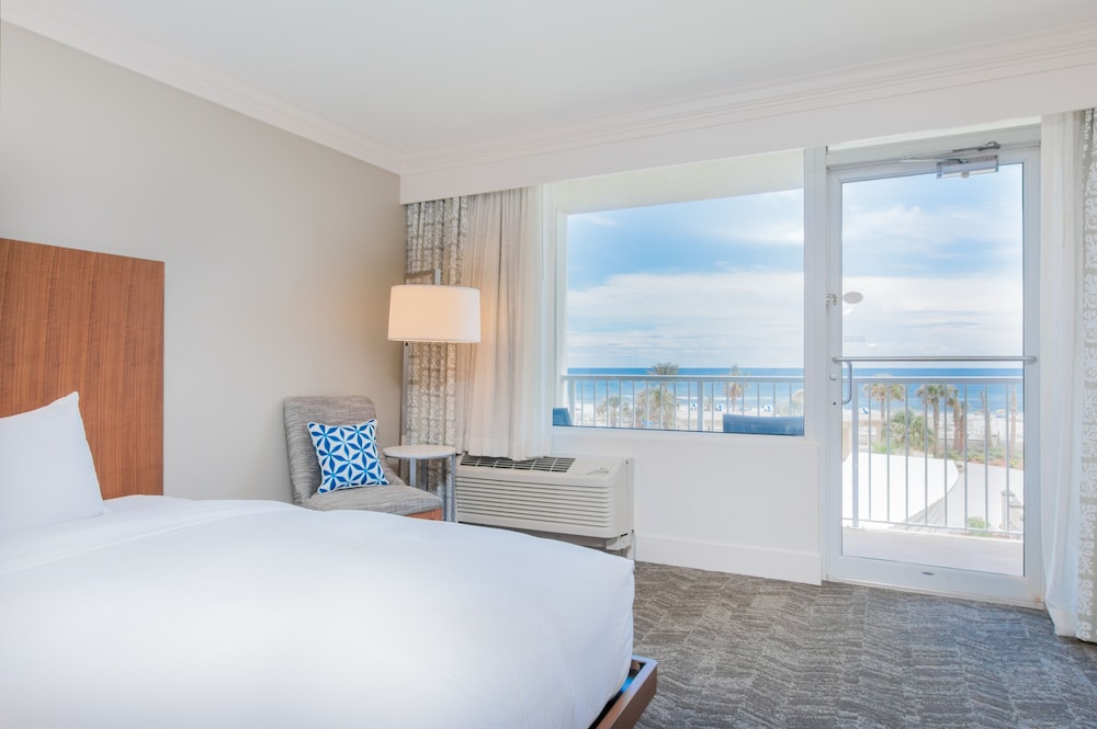 Room, 2 Queen Beds, Pool View - Photo 4
