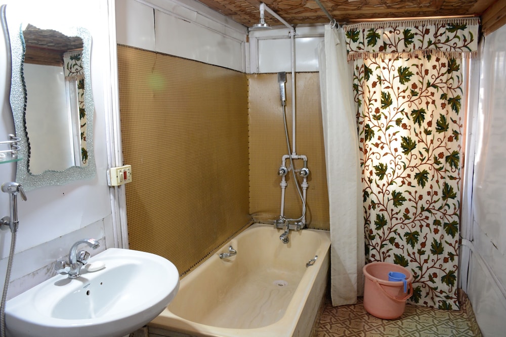 Luxury Room photo 3