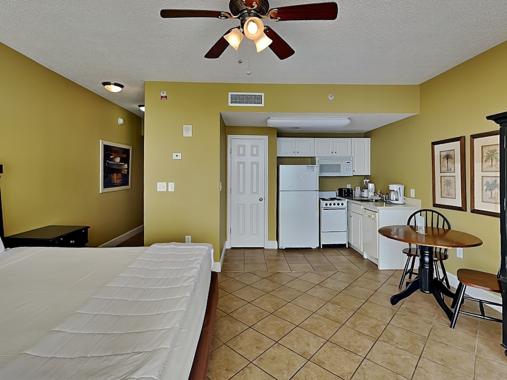 Condo, 1 Queen Bed, Ocean View (T1 1909 - No Pets)