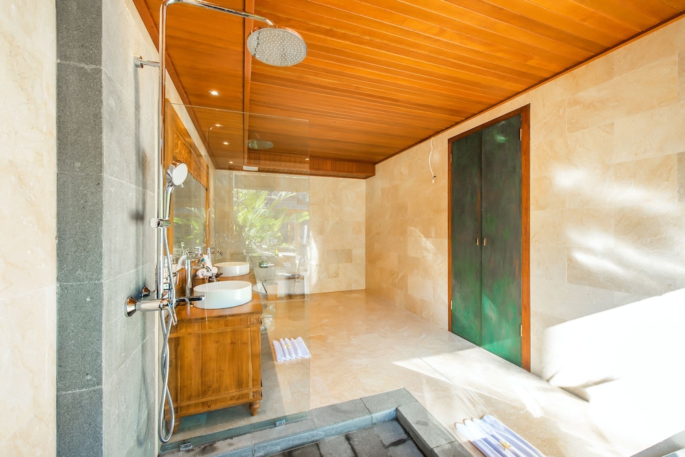 Villa - Photo 8