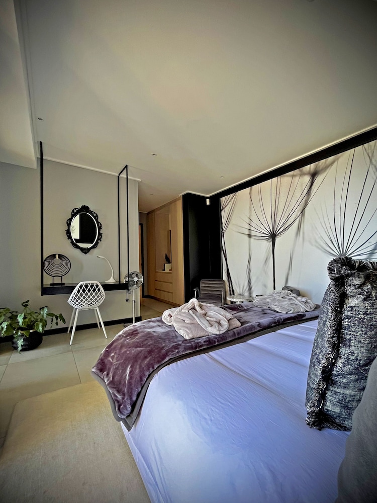 Luxury Double Room photo 1