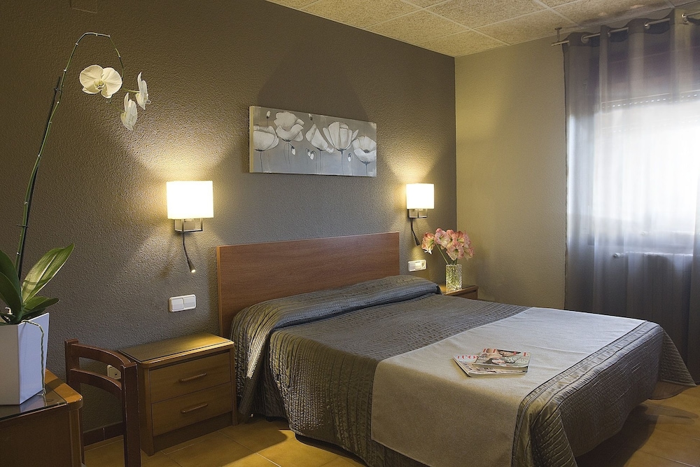 Double or Twin Room photo 2