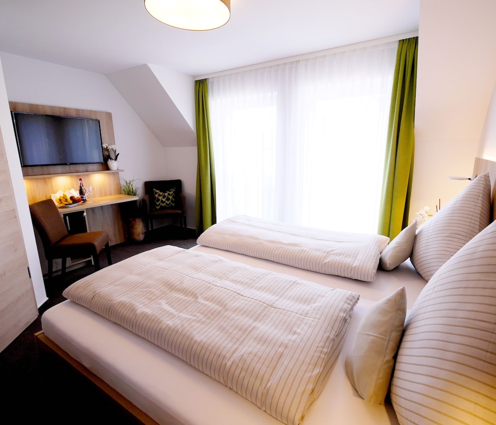 Superior Double Room Single Use photo 1