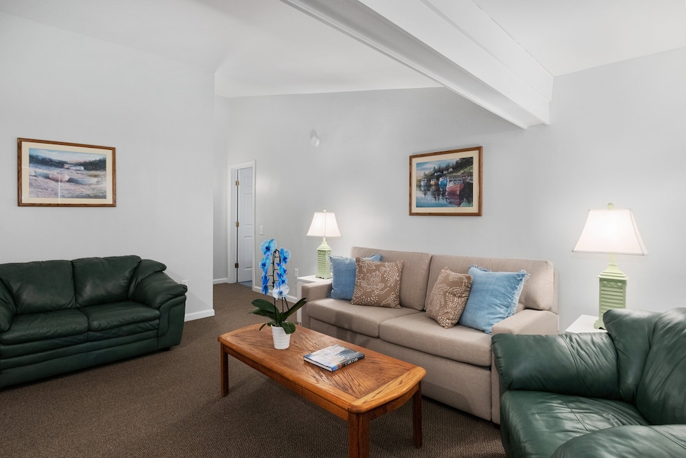 Signature Suite, 2 Bedrooms, Kitchen