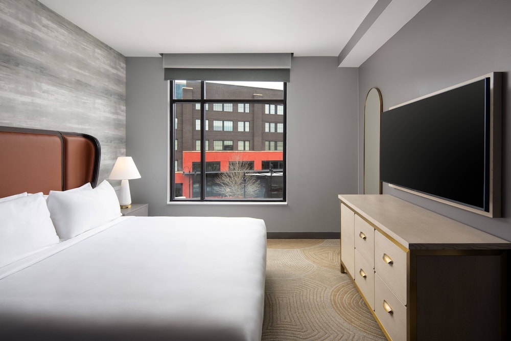 Suite, 1 Bedroom (Hearing Accessible) photo 1