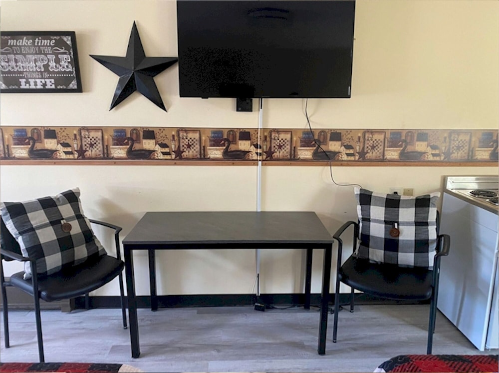 Basic Room photo 2