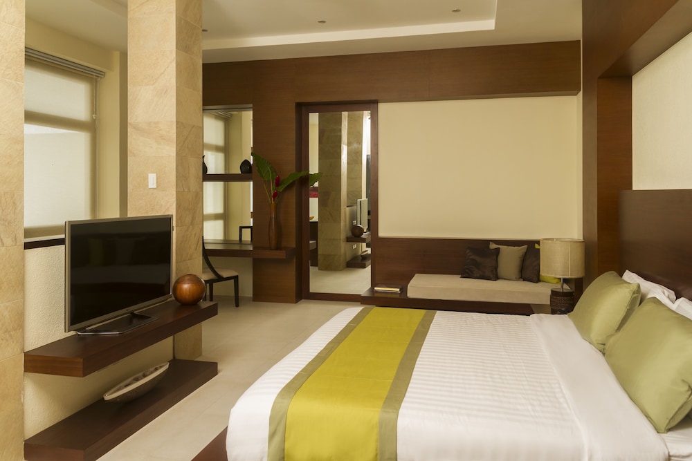 Premier Room