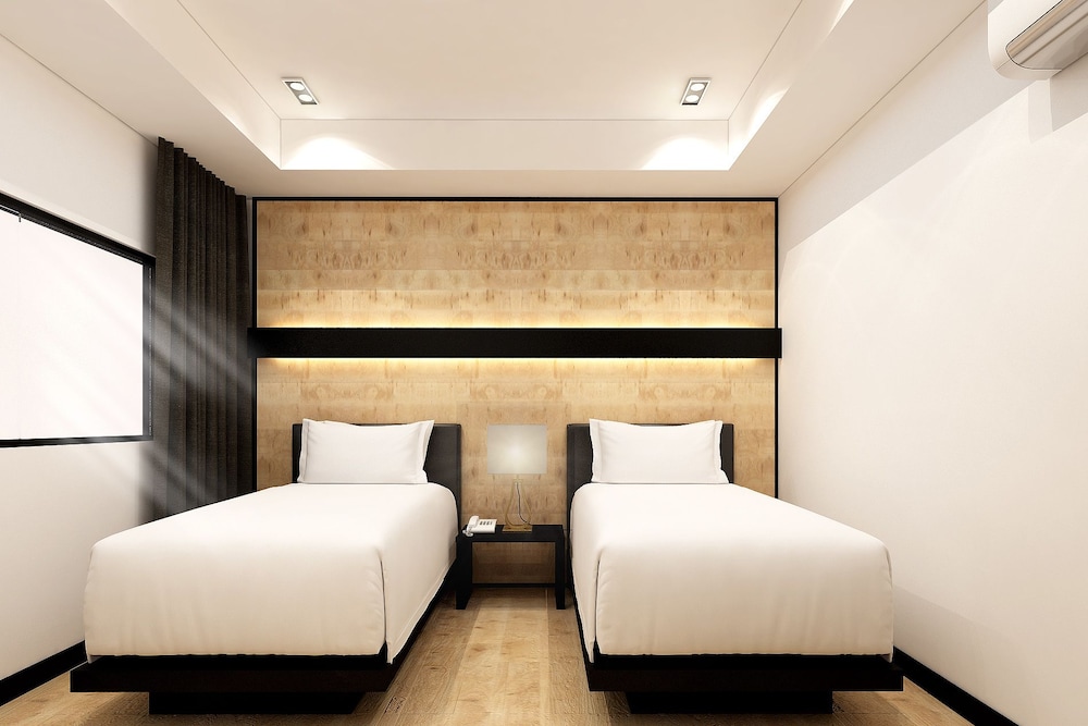 Standard Twin Room photo 3