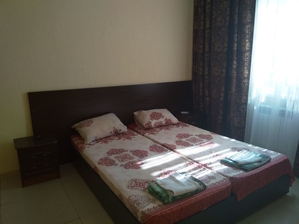 Standard Twin Room photo 1