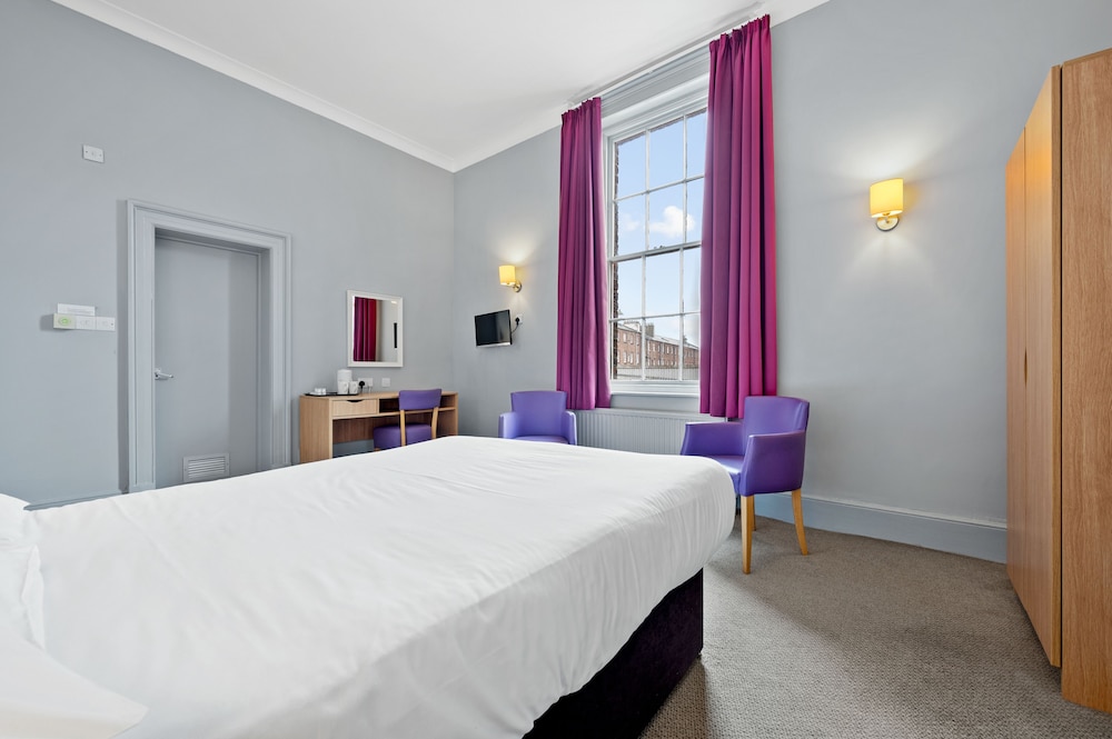 Standard Double Room photo 2