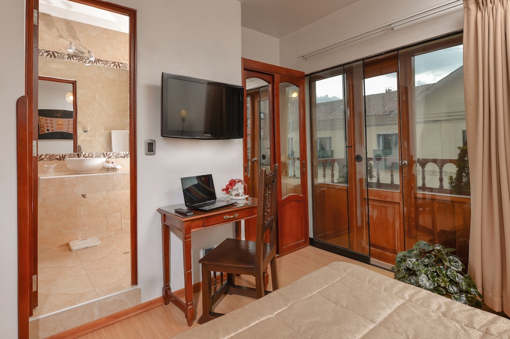 Comfort Single Room, 1 Large Twin Bed photo 3