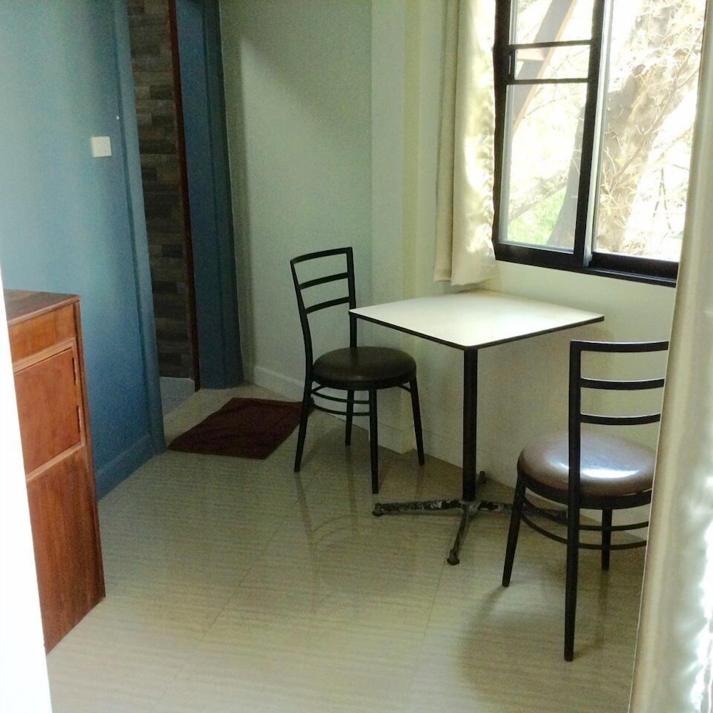 Standard Triple Room photo 2