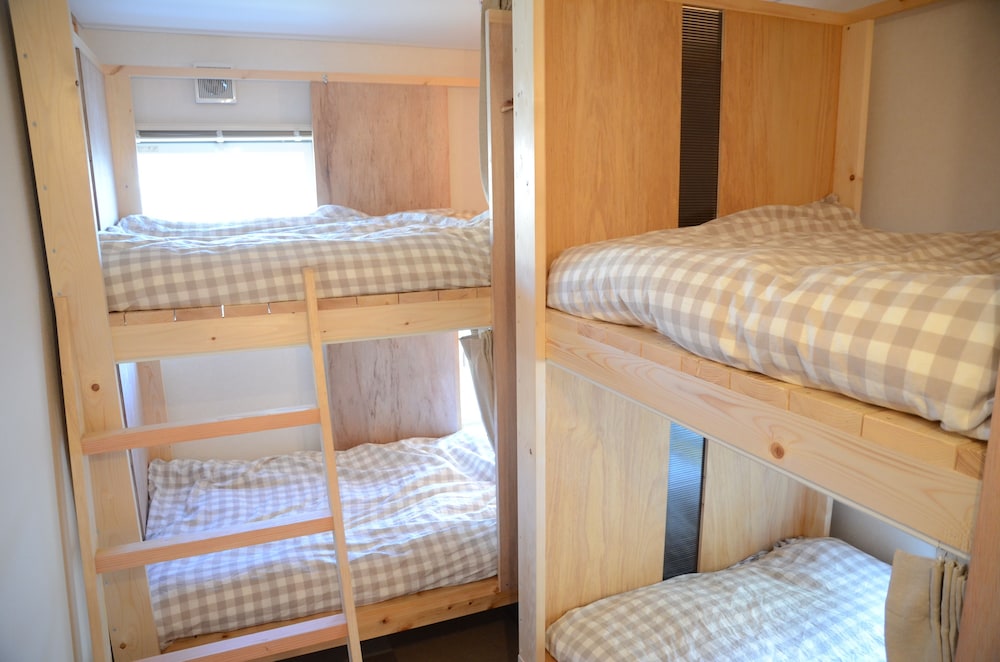 Shared Dormitory, Women only photo 1