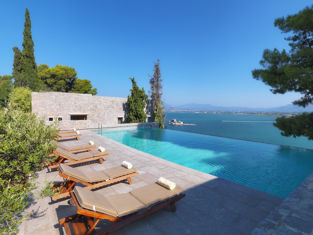 Deluxe Double Room, Sea View (Sharing Pool)