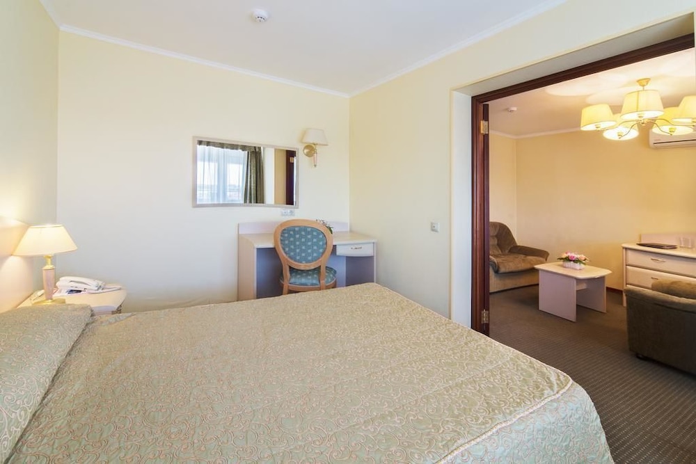 Junior Suite, 2 Bedrooms photo 2