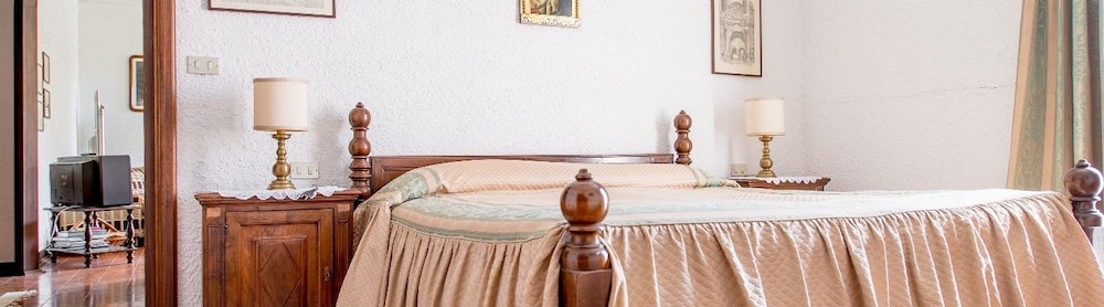 Double Room, 1 Queen Bed, Non Smoking photo 1