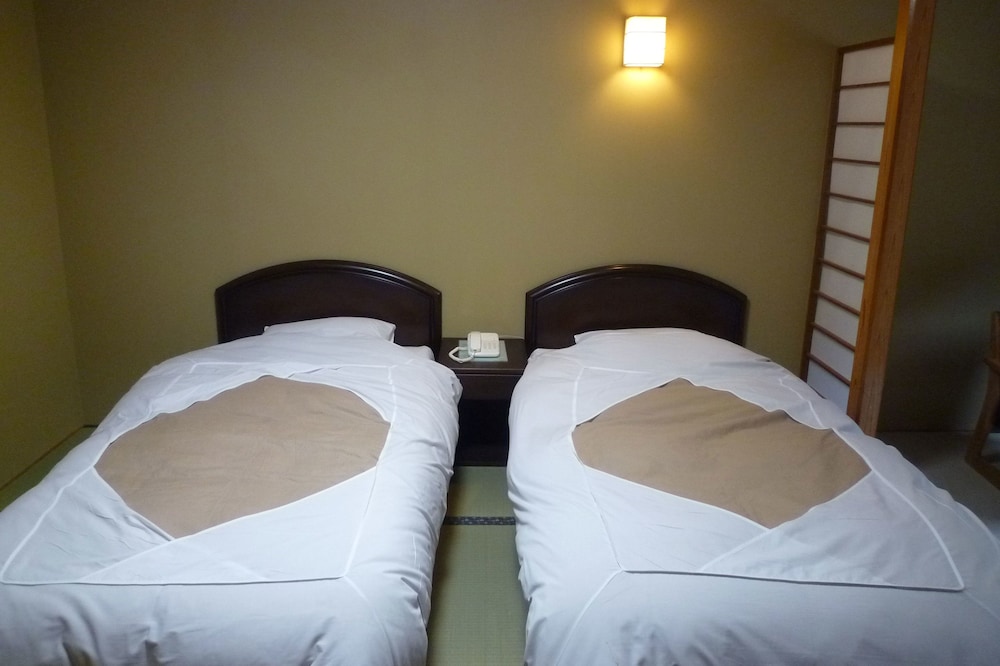 Japanese Style Twin Room With 2 Single Bed, Non Smoking photo 2
