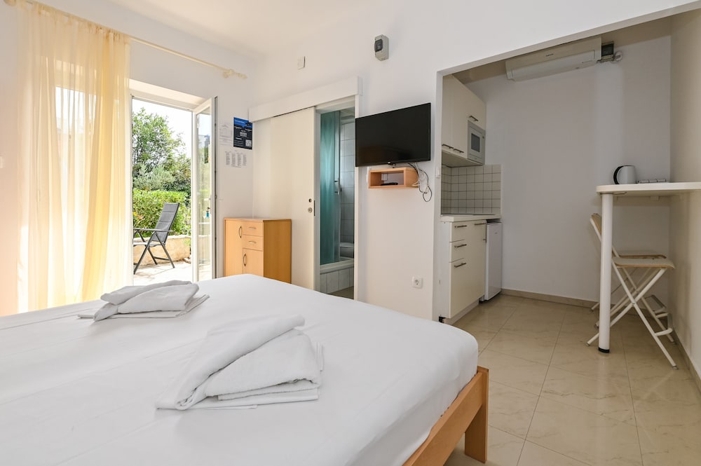 Standard Studio, Terrace (S1)