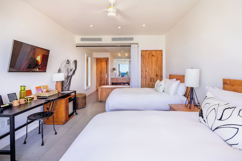 Room, 1 King Bed, Balcony