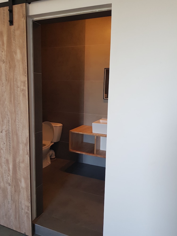 Standard Single Room photo 2