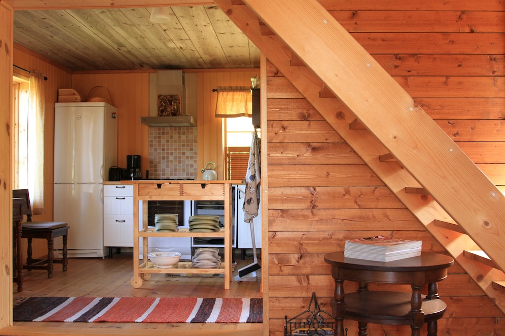 Timber House photo 3