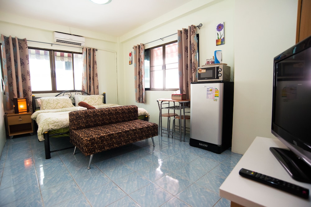 Standard Single Room (Plus)