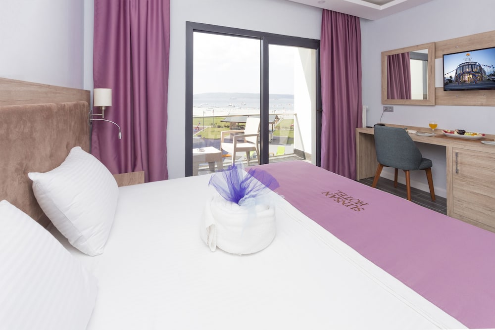 Superior Double or Twin Room photo 1