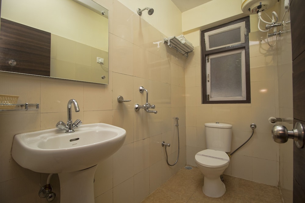 Double Or Twin Room photo 3