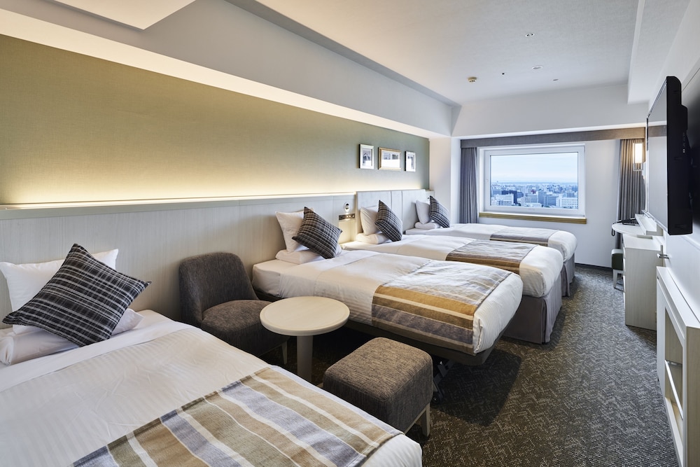 Family Comfort Fourth Room, Non Smoking (Eco Plan-No Cleaning Service) - Photo 1