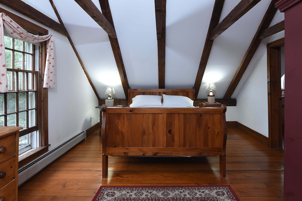 Grand Triple Room, Multiple Beds, Private Bathroom, Garden View photo 1