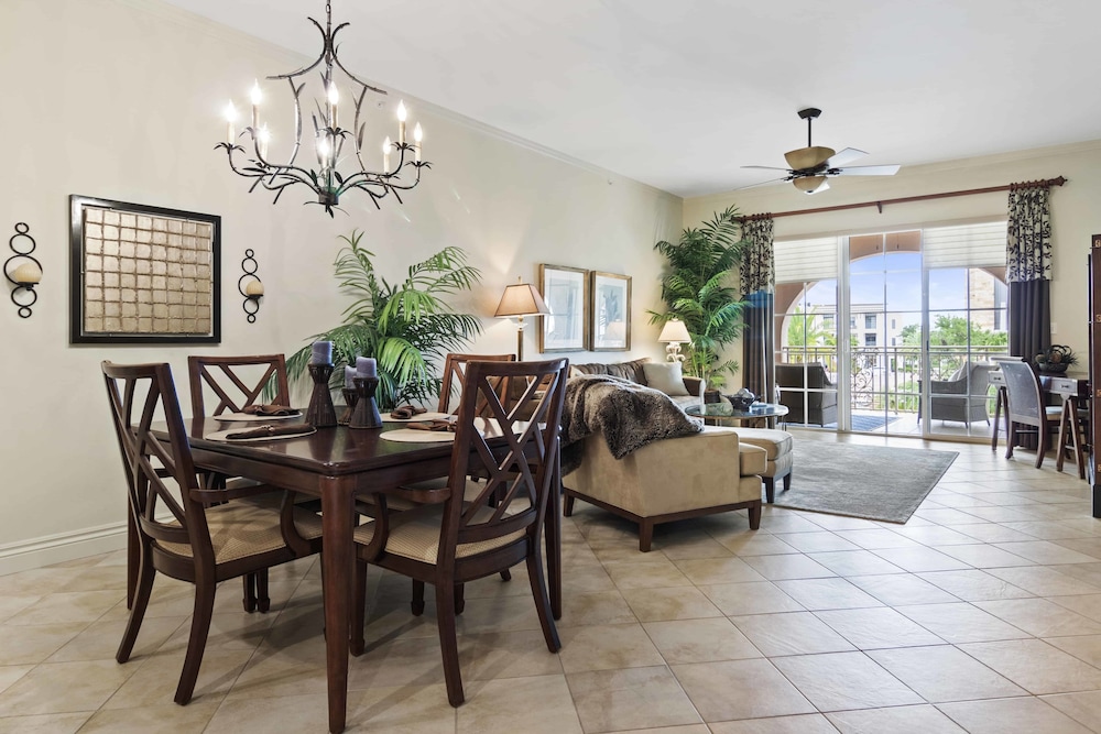 5080 Annunciation Circle, Unit 1202 photo 3