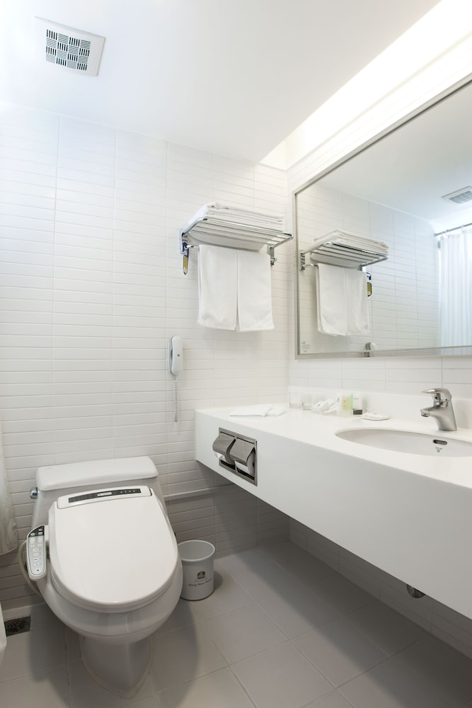 Standard Room, 1 Double Bed (3 paxs to be booked until 3PM) - Photo 17