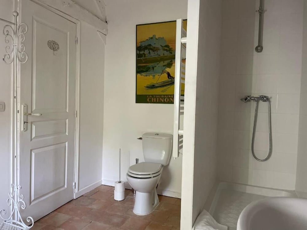 Comfort Room photo 3