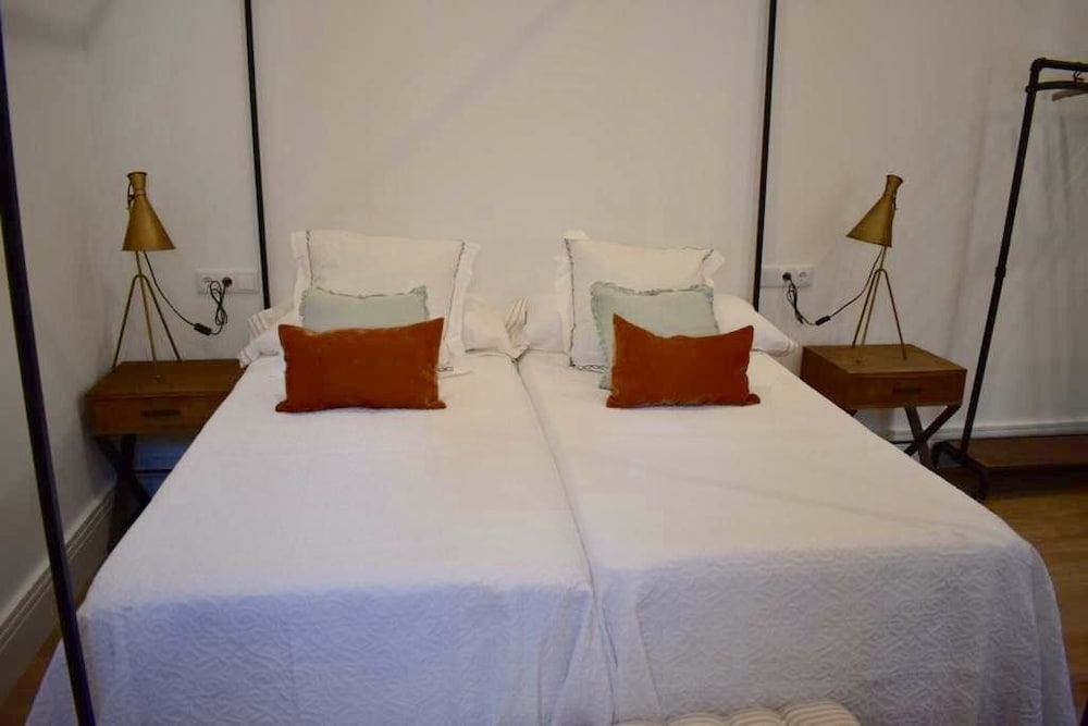 Habitación doble dos camas planta baja - Photo 2