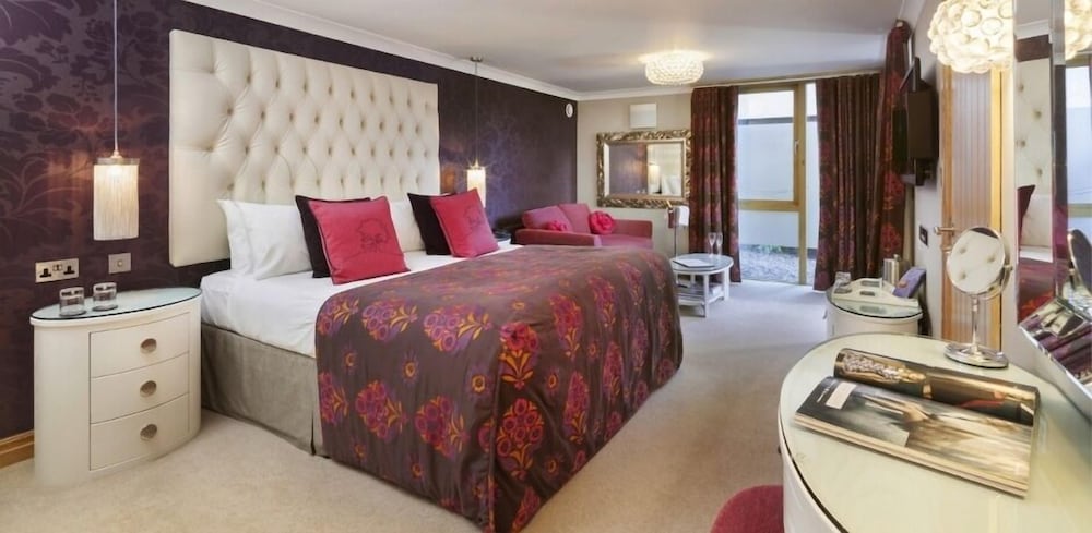 Luxury Studio Suite photo 2