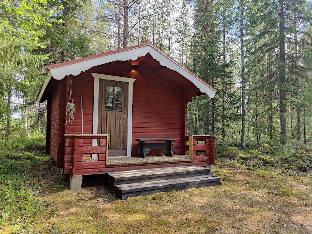 Traditional Cabin, Shared Bathroom, Garden View photo 1