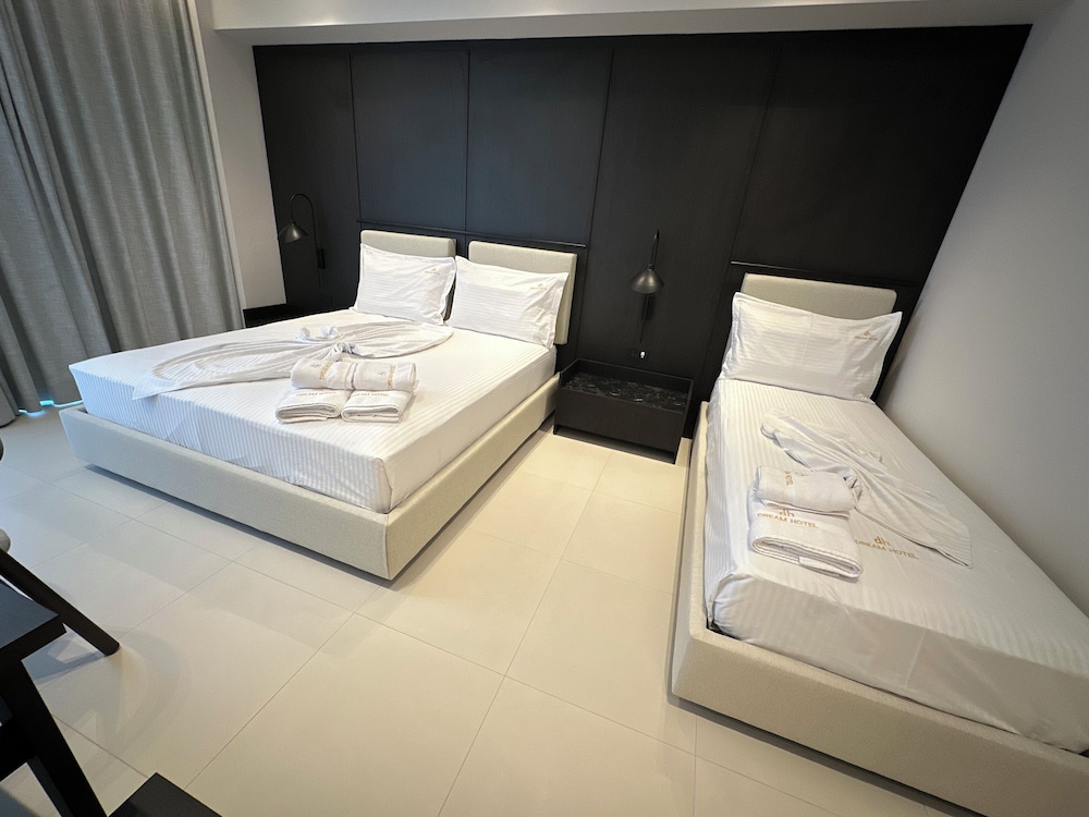 Superior Triple Room, Sea View photo 3