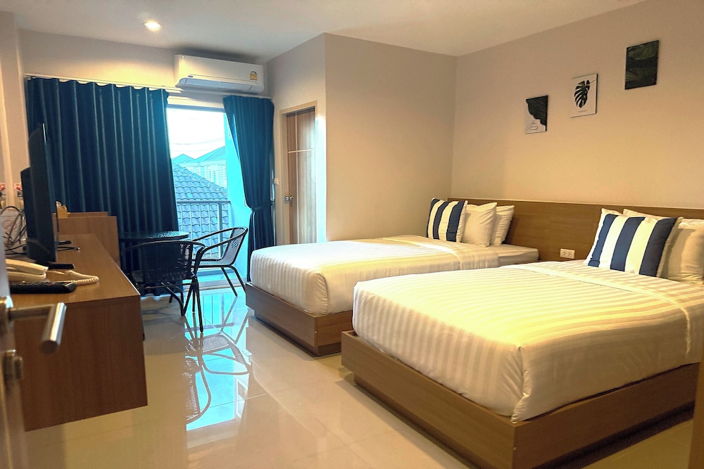 Standard Twin Room photo 1