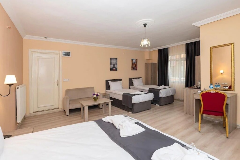 Standard Quadruple Room photo 2