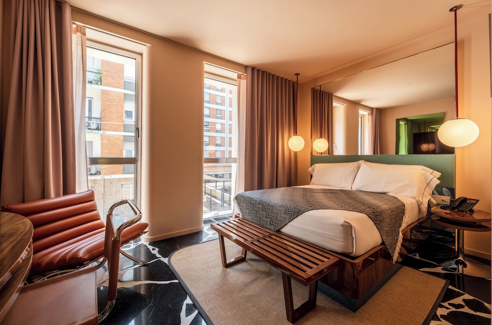 Superior Single Room
